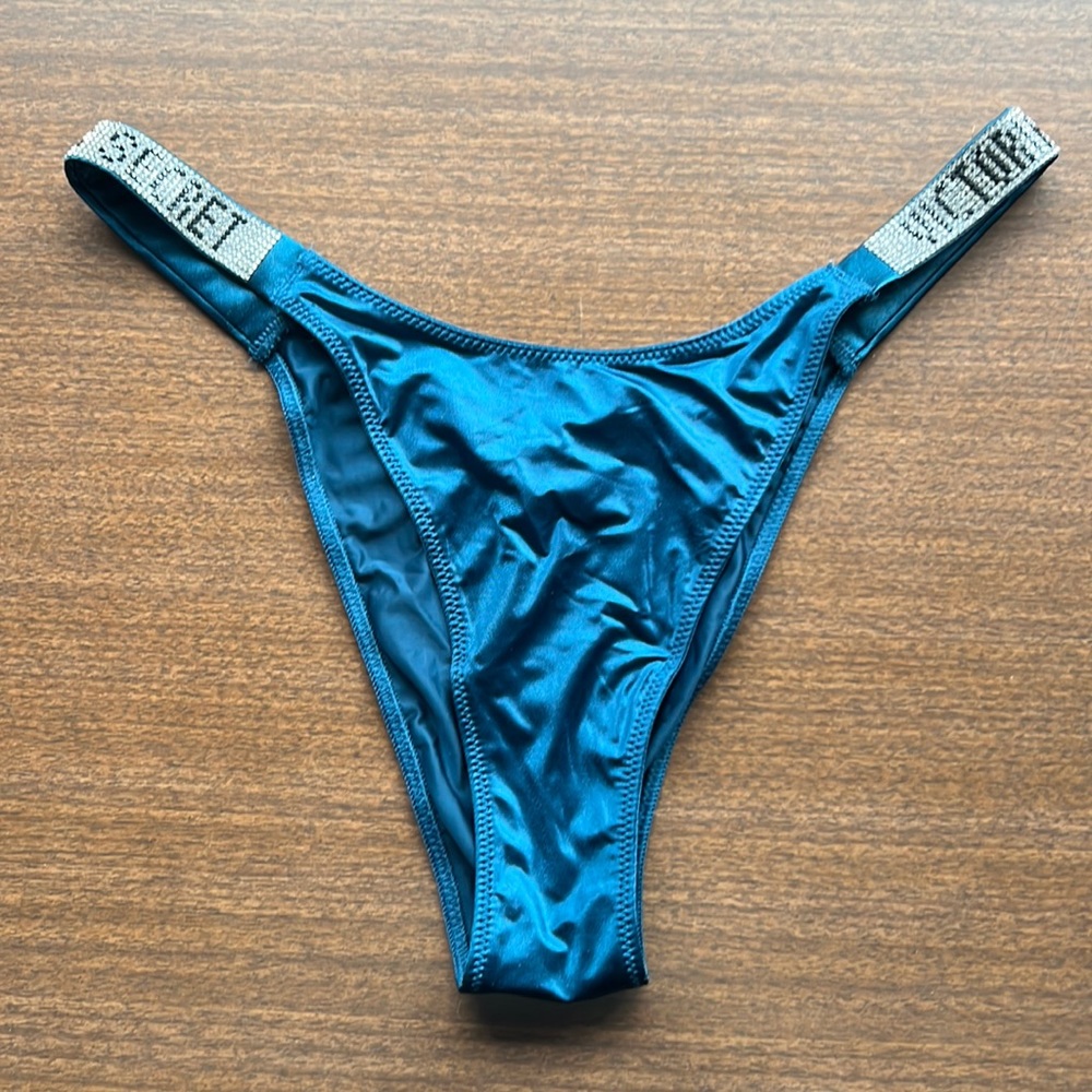Victoria Secret M, Rhine Stone Panty NWT